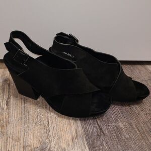 Vaneli Black Suede Thick Strappy Heeled Sandals